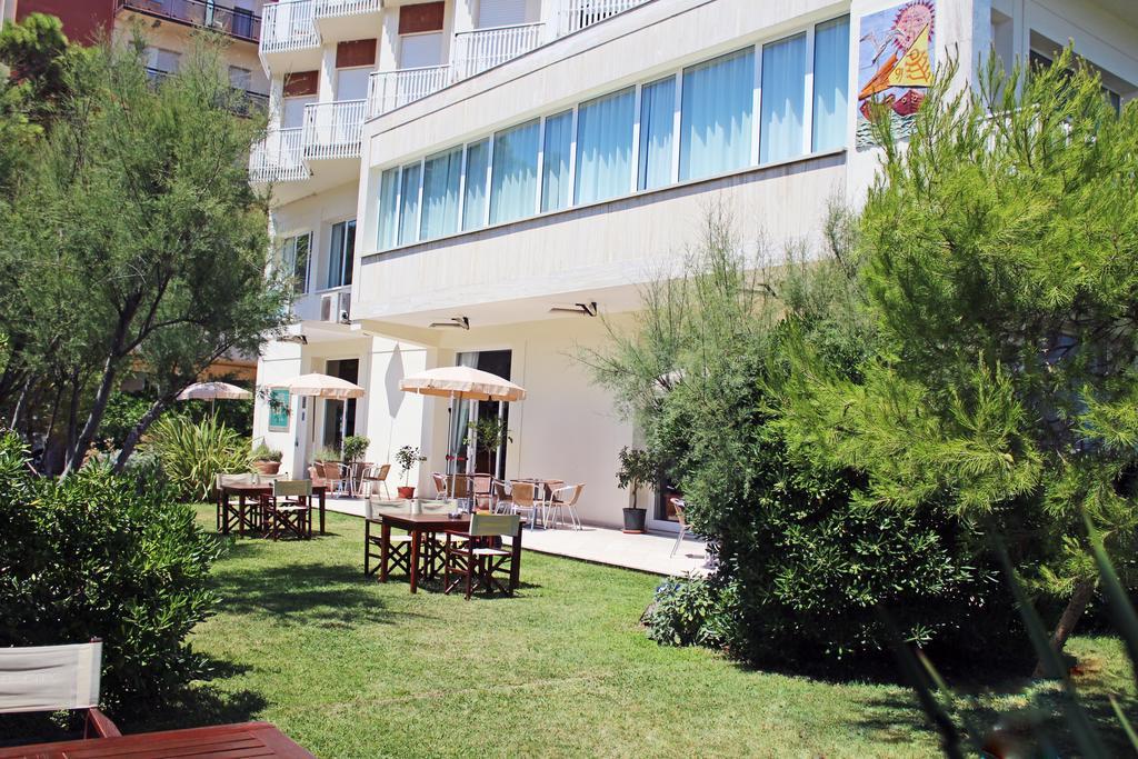 Hotel City Морской Милан Экстерьер фото